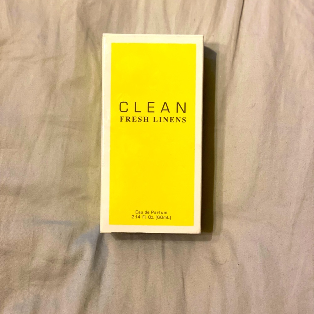 Clean Fresh Linens 2.14 Fl oz Eau de Parfum